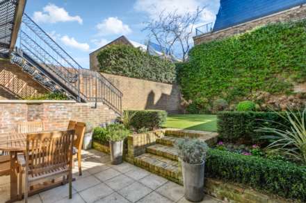 St Mary's Place, Kensington Green, W8, Image 3