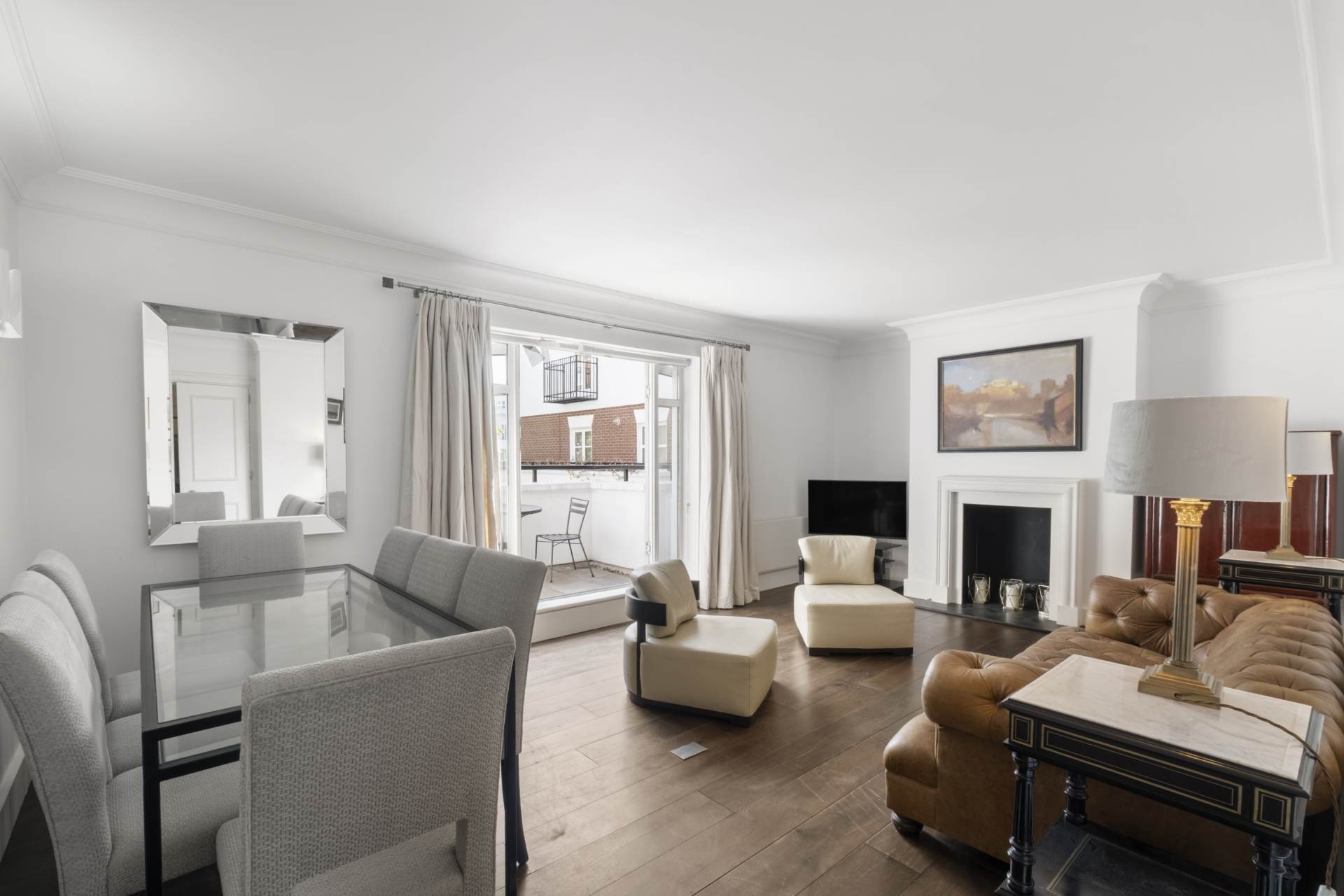 Aspen Lodge, Kensington Green, Image 2