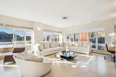Redwood Mansions, Kensington Green, W8, Image 19