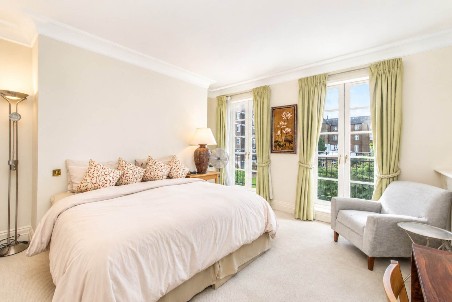 St Mary's Place, Kensington Green, Image 4