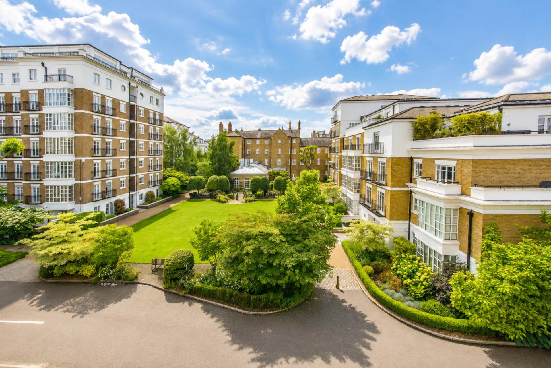 St Mary's Place, Kensington Green, Image 6