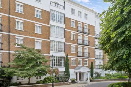 Oak Lodge, Kensington Green, W8, Image 12