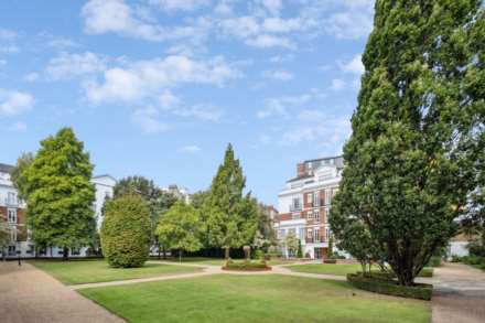 Oak Lodge, Kensington Green, W8, Image 3