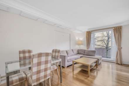 Chestnut Court, Kensington Green, W8, Image 1