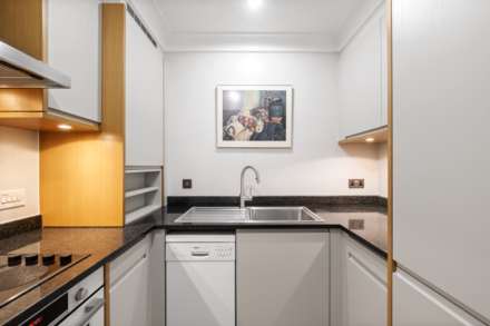 Magnolia Lodge, Kensington Green, W8, Image 7