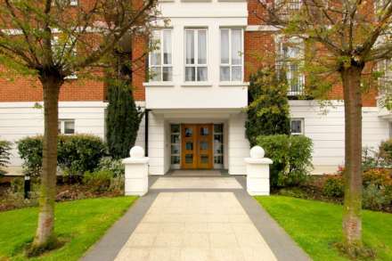 Sandalwood Mansions, Kensington Green, W8, Image 2