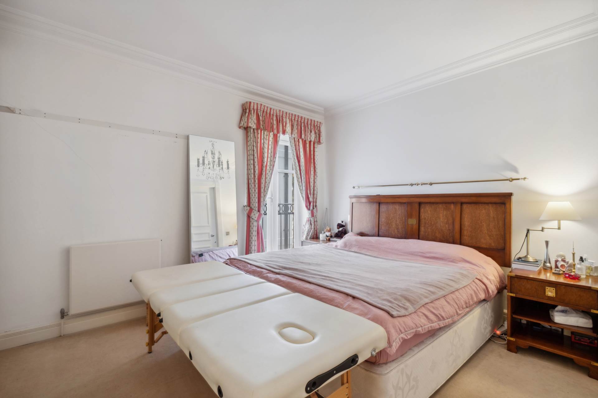 Kensington Green, W8, Image 4
