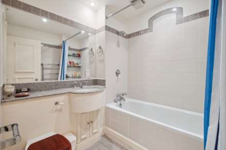 Kensington Green, W8, Image 6