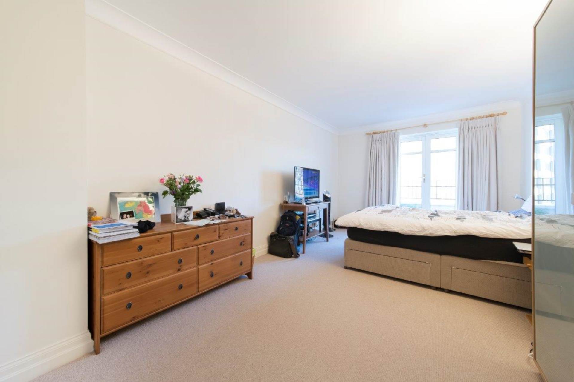 Chestnut Court, Kensington Green, W8, Image 4