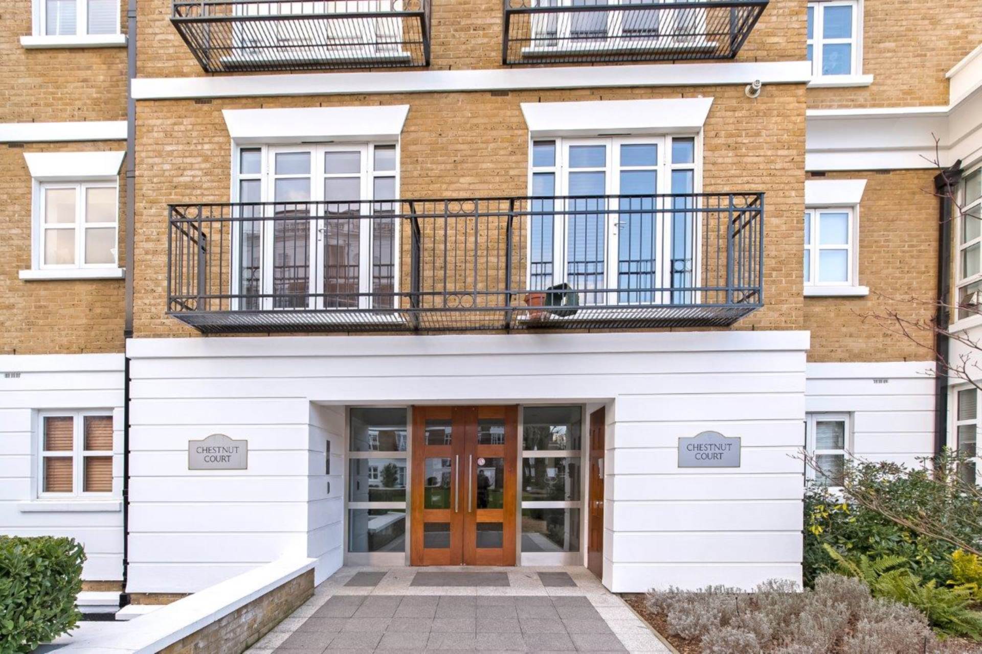 Chestnut Court, Kensington Green, W8, Image 9