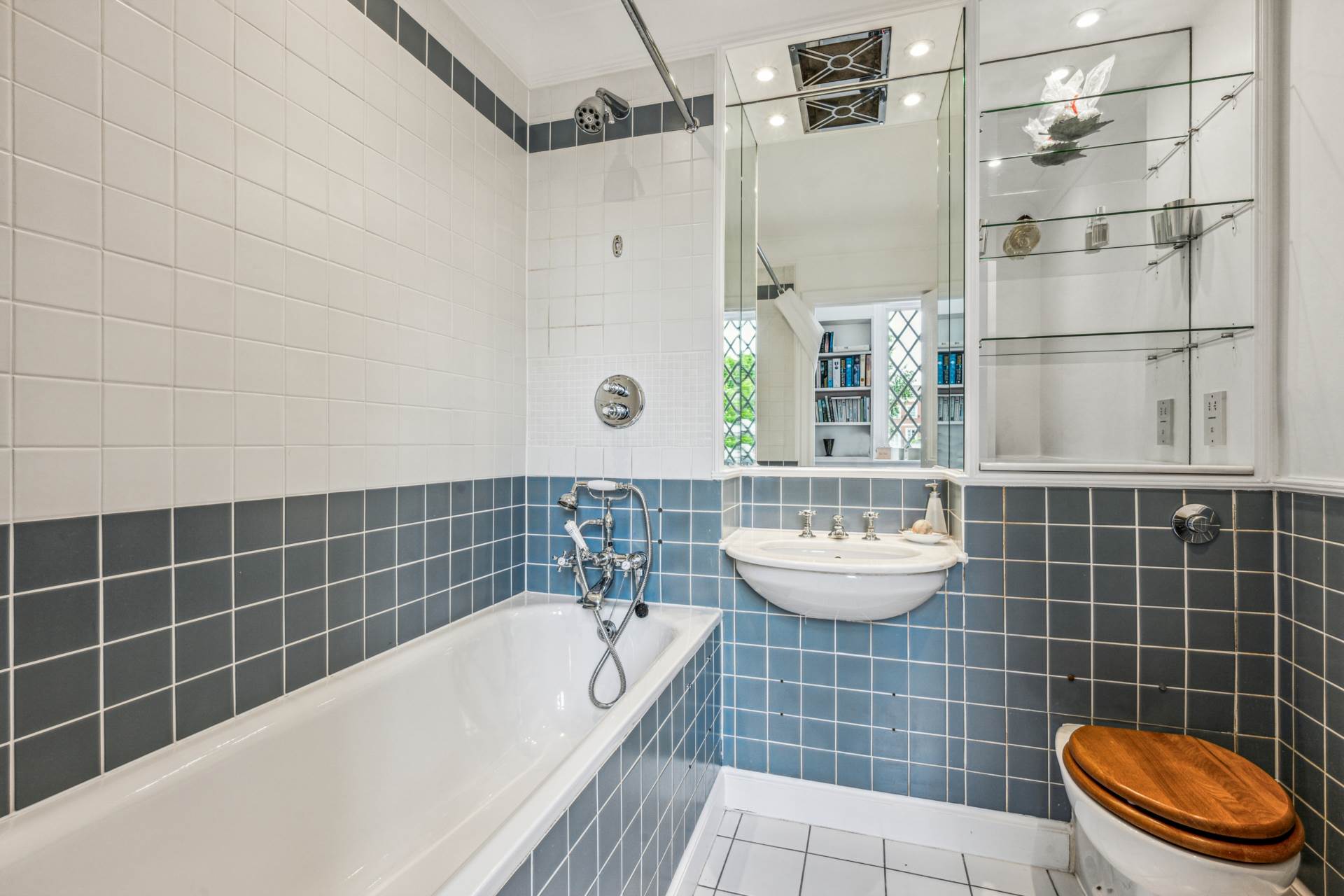 Stone Hall, Kensington Green, W8, Image 15
