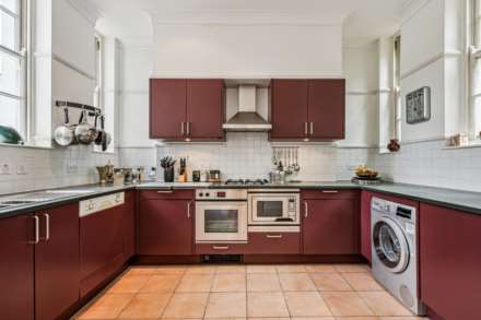 Stone Hall, Kensington Green, W8, Image 2