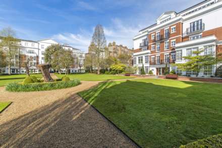 Maple Lodge, Kensington Green, W8, Image 11