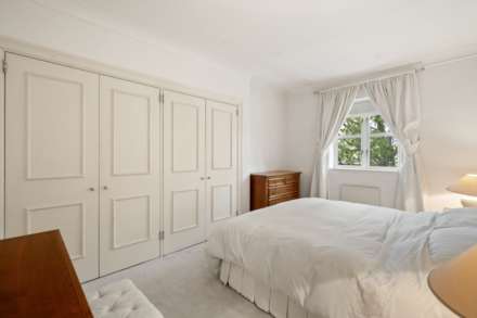 Maple Lodge, Kensington Green, W8, Image 7