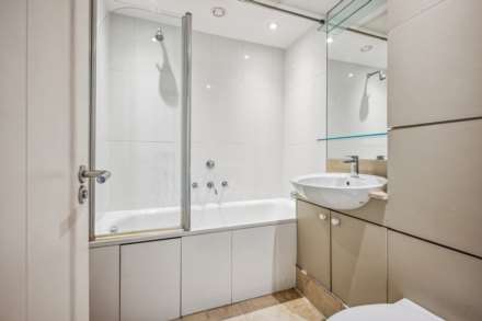 Francis House, Kings Chelsea, SW10, Image 5