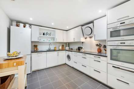 Mathison House, Kings Chelsea, SW10, Image 8