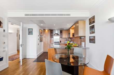 Lucas House, Kings Chelsea, SW10, Image 2