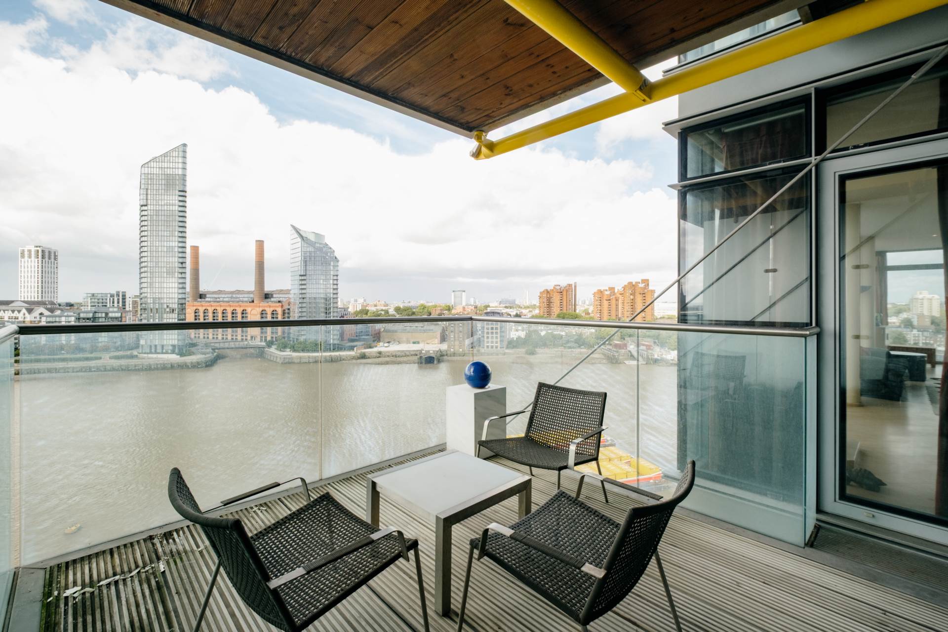 The Montevetro Building, Battersea, SW11, Image 6