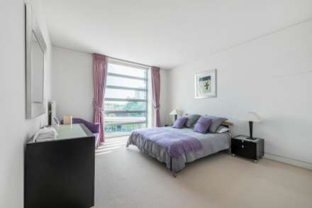 The Montevetro Building, Battersea, SW11, Image 9