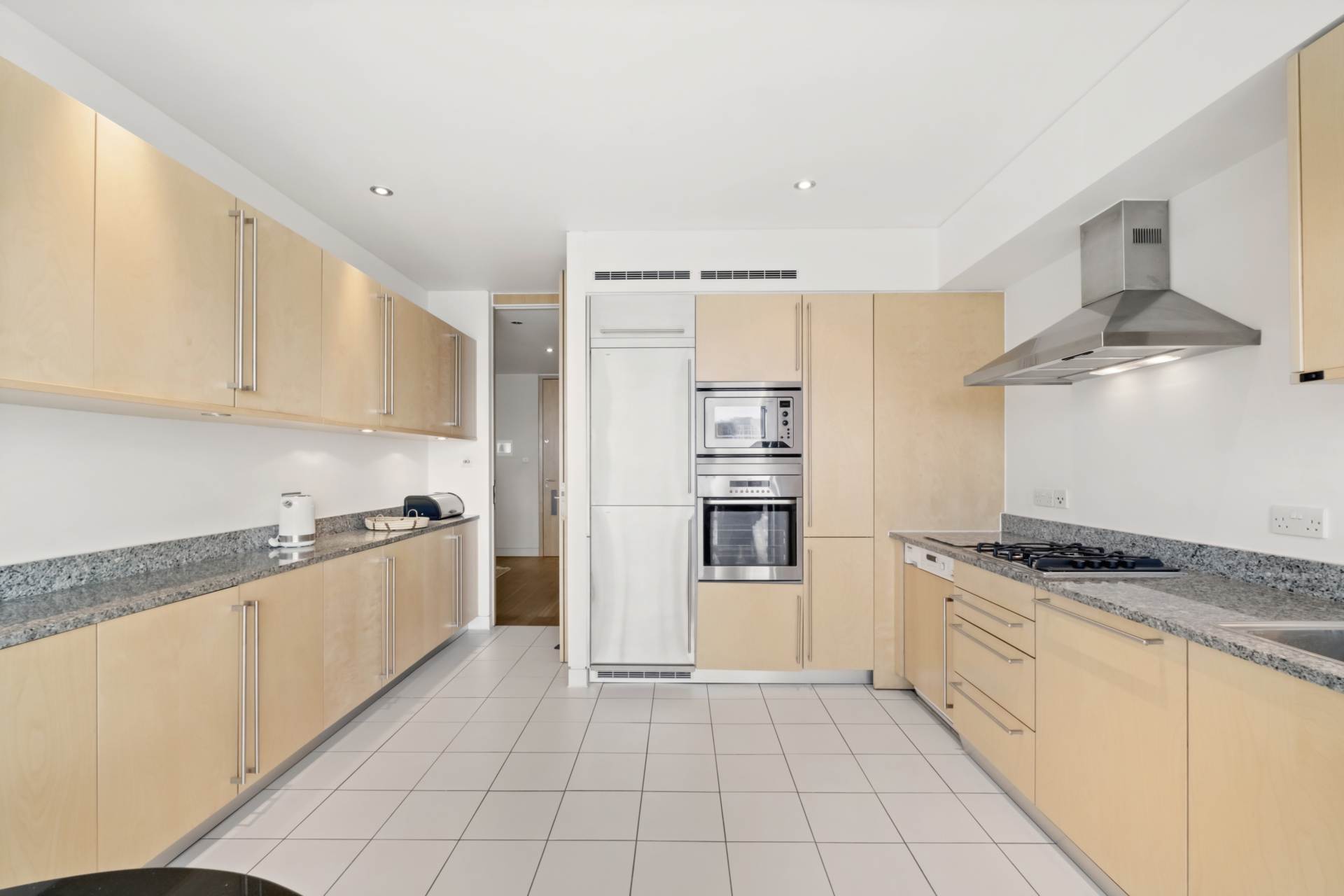 The Montevetro Building, SW11, Image 15