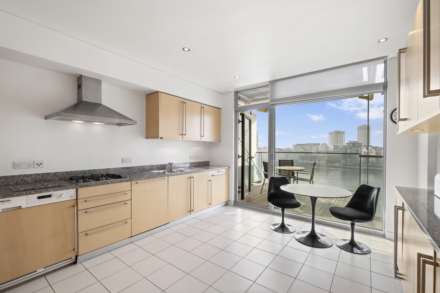 The Montevetro Building, SW11, Image 9