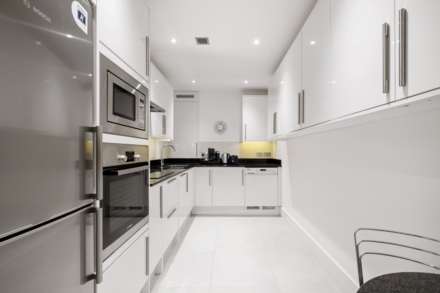 Sandalwood Mansions, Kensington Green, W8, Image 2