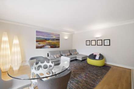 Sandalwood Mansions, Kensington Green, W8, Image 4