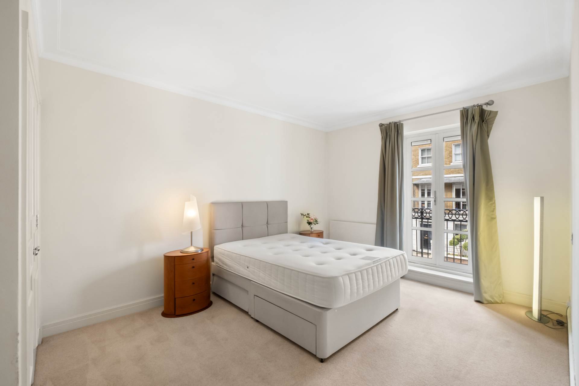 Juniper Court, Kensington Green, W8, Image 11