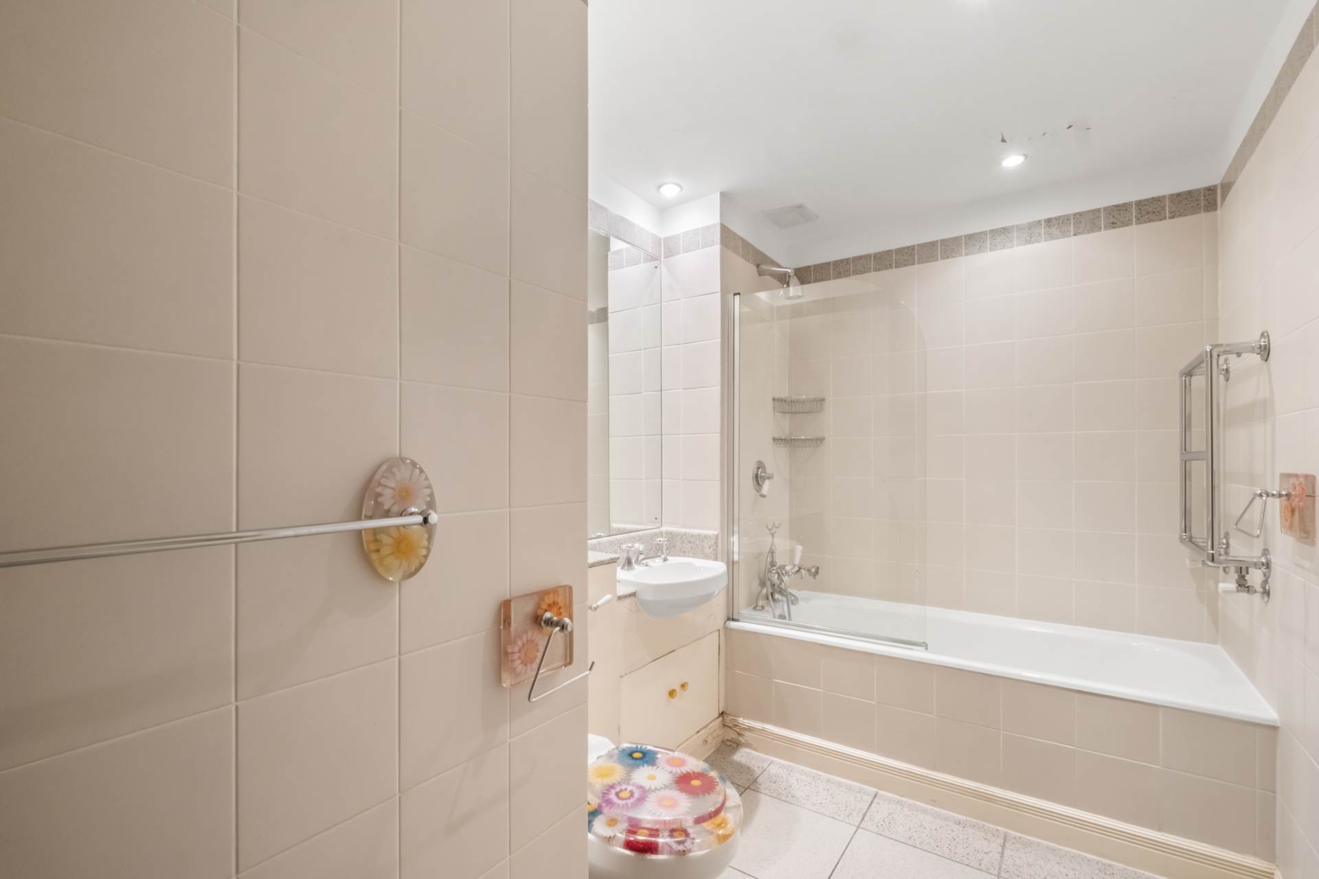 Juniper Court, Kensington Green, W8, Image 12