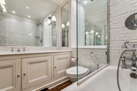 Magnolia Lodge, Kensington Green, W8, Image 7