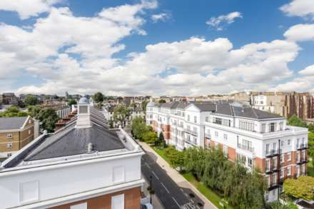 Walnut Court, Kensington Green, W8, Image 13