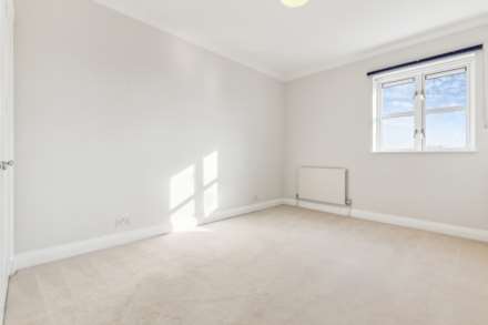 Walnut Court, Kensington Green, W8, Image 9
