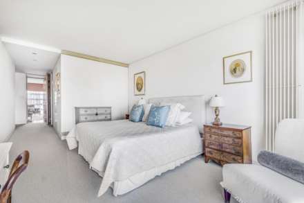 The Montevetro Building, Battersea, SW11, Image 8