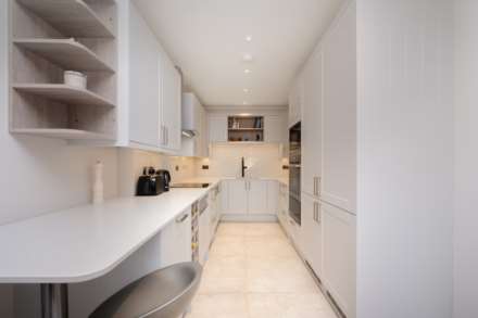 Devonshire Place, Kensington Green, W8, Image 5