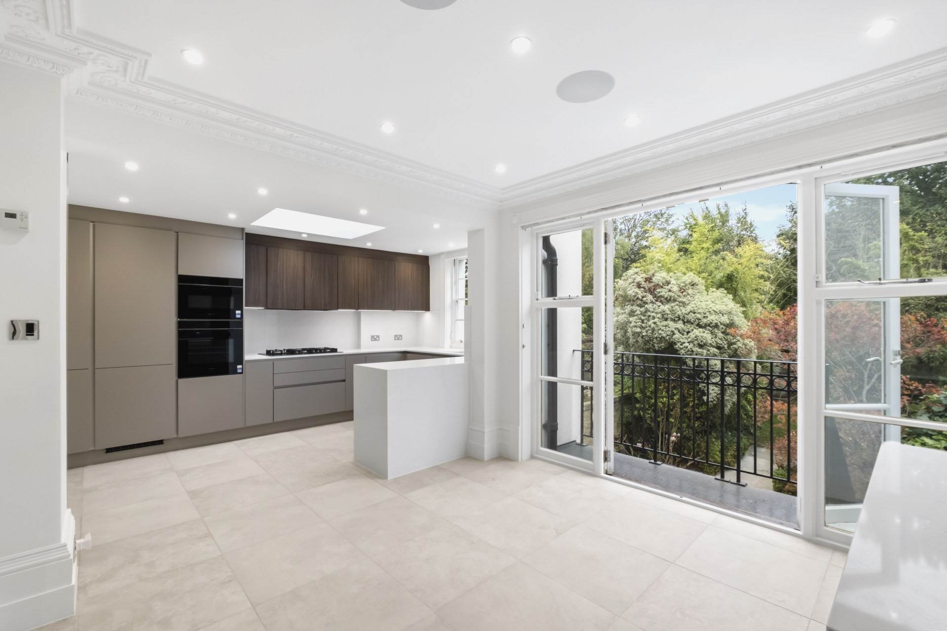 Earls Terrace, Kensington, London, W8, Image 10