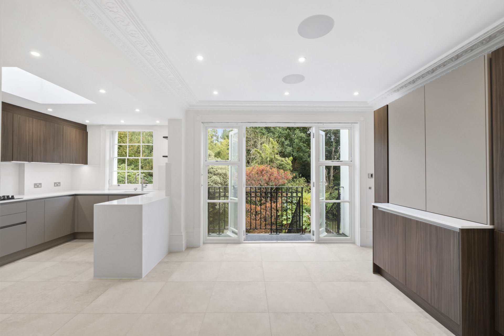 Earls Terrace, Kensington, London, W8, Image 9