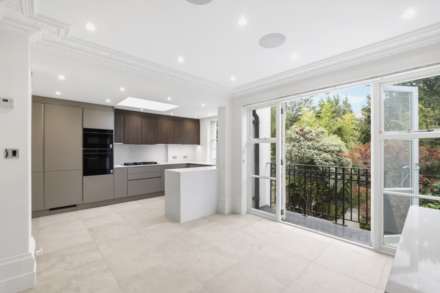 Earls Terrace, Kensington, London, W8, Image 10