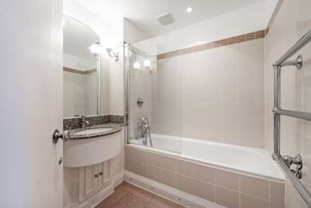 Walnut Court, Kensington Green, W8, Image 13