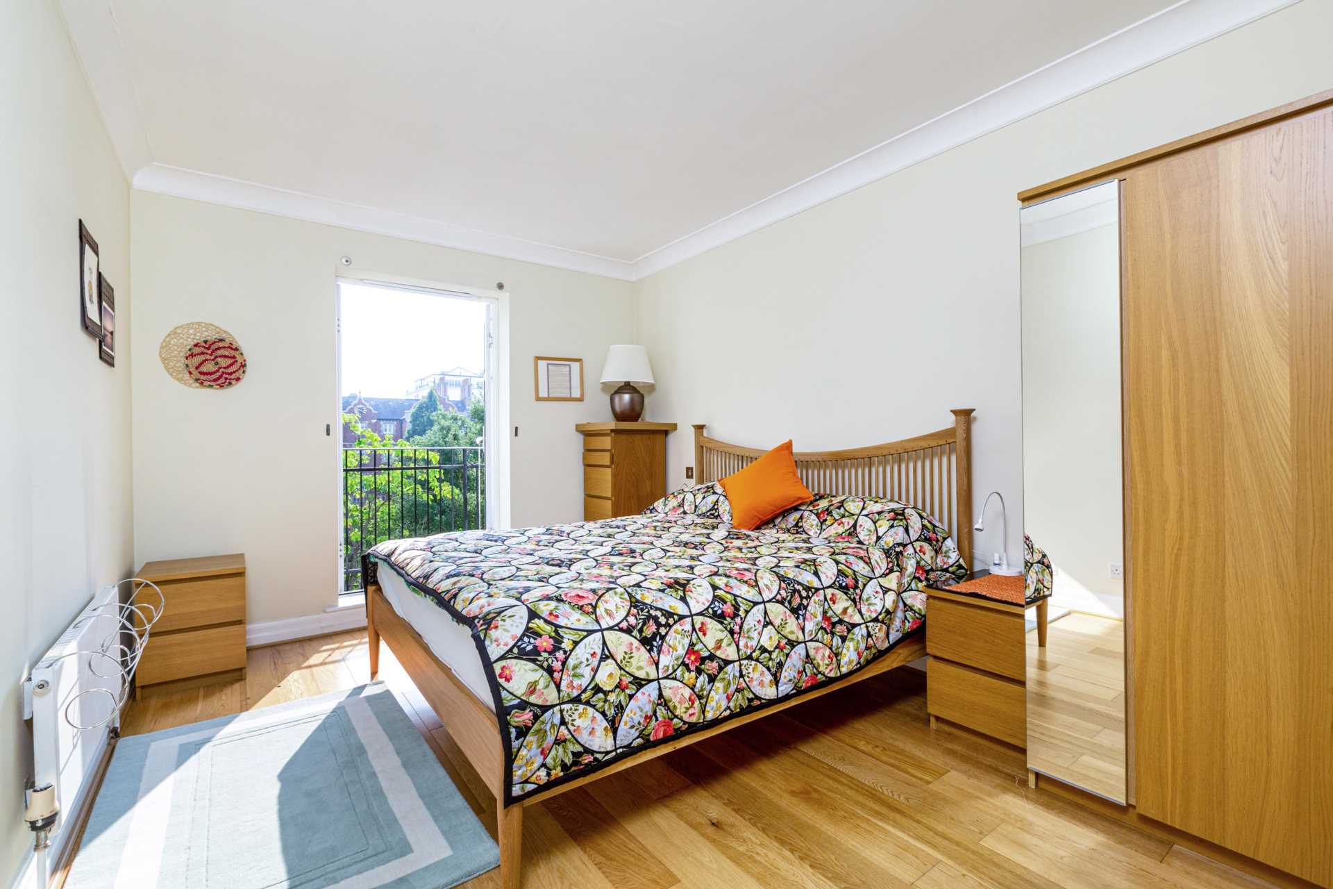 Sandalwood Mansions, Kensington Green, W8, Image 2