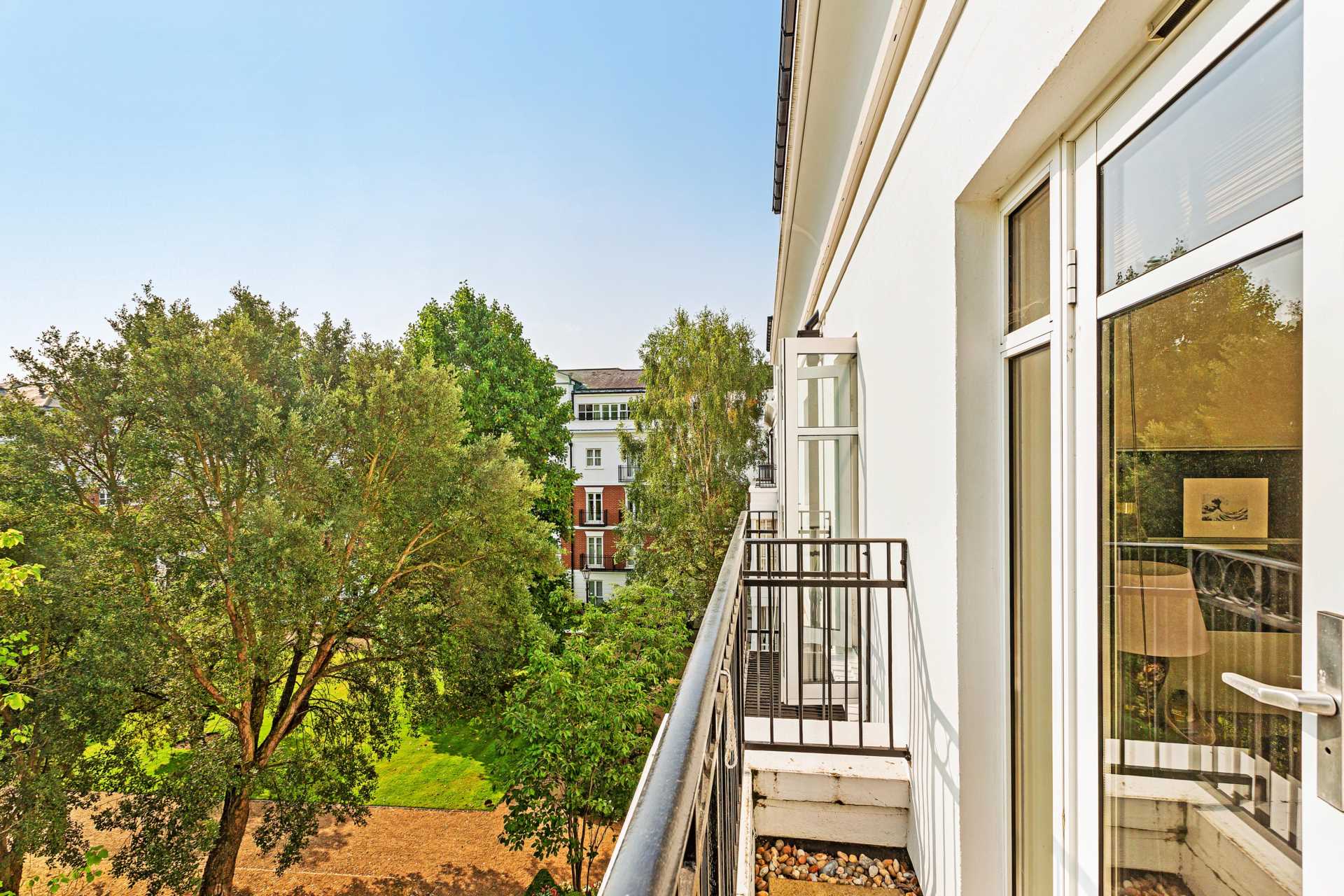 Sandalwood Mansions, Kensington Green, W8, Image 6