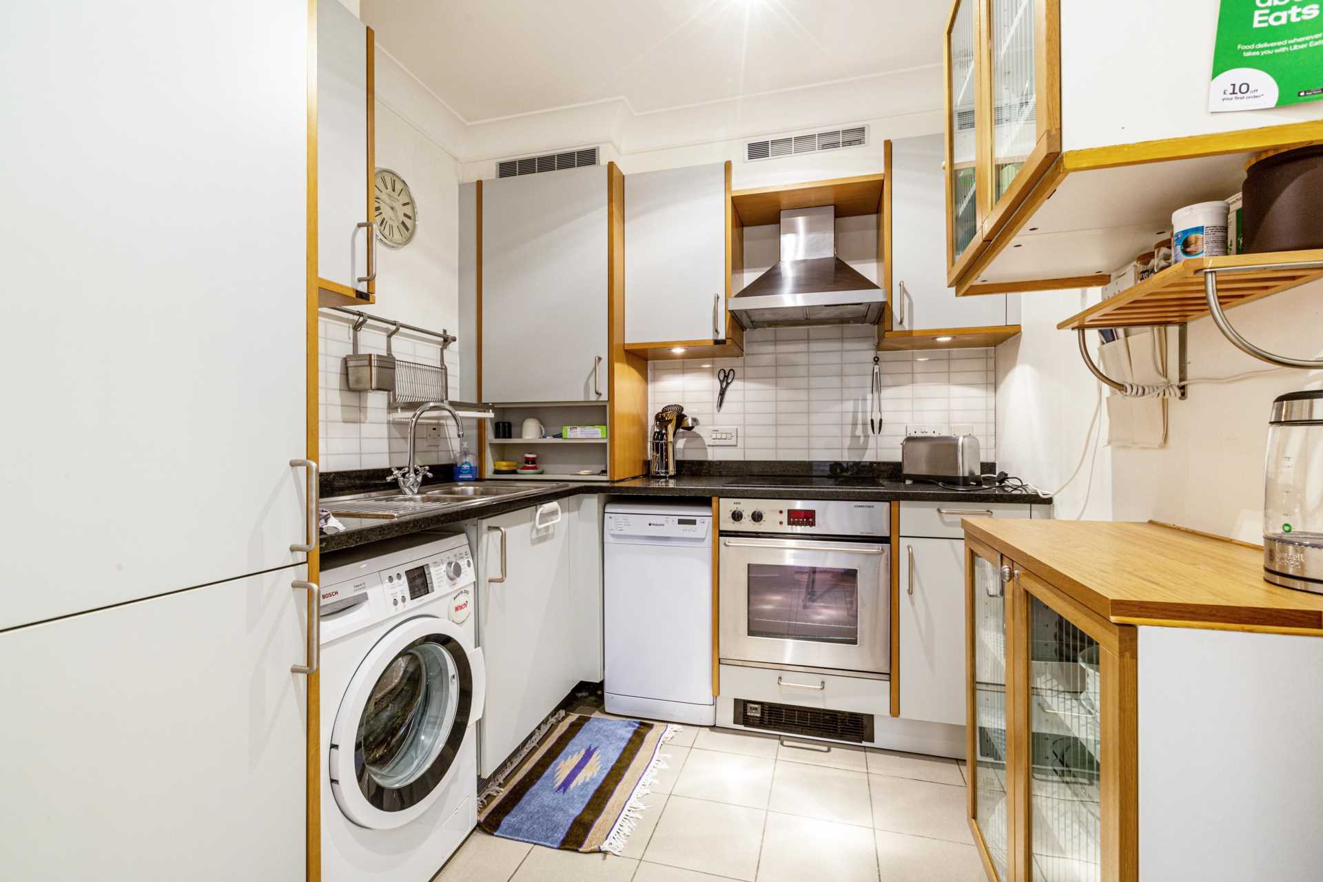 Sandalwood Mansions, Kensington Green, W8, Image 9