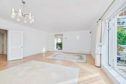 Tamarind Court, Kensington Green, W8, Image 7