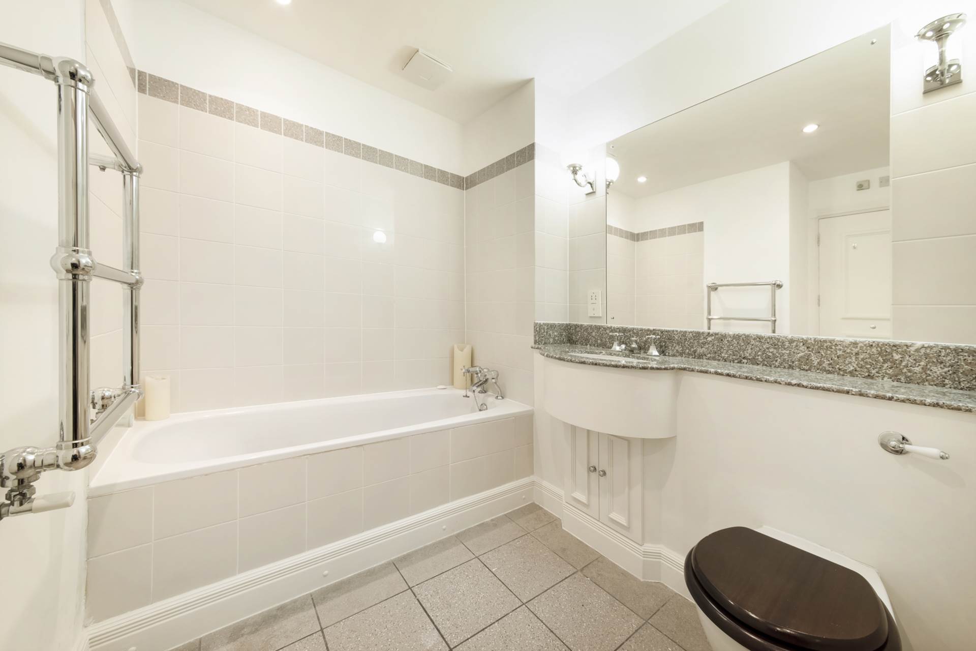 Oak Lodge, Kensington Green, W8, Image 6