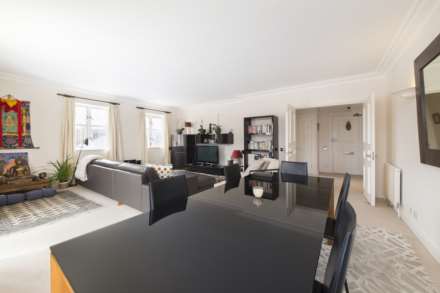 Oak Lodge, Kensington Green, W8, Image 8