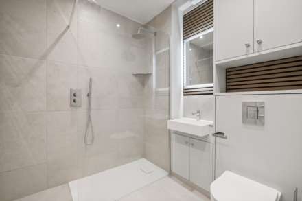 Sycamore Lodge, Kensington Green, Image 14
