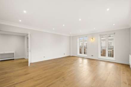 Sycamore Lodge, Kensington Green, Image 3