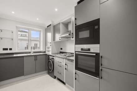 Sycamore Lodge, Kensington Green, Image 6