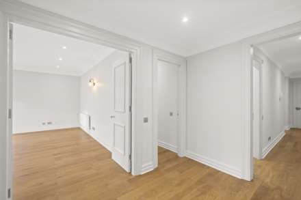 Sycamore Lodge, Kensington Green, Image 7