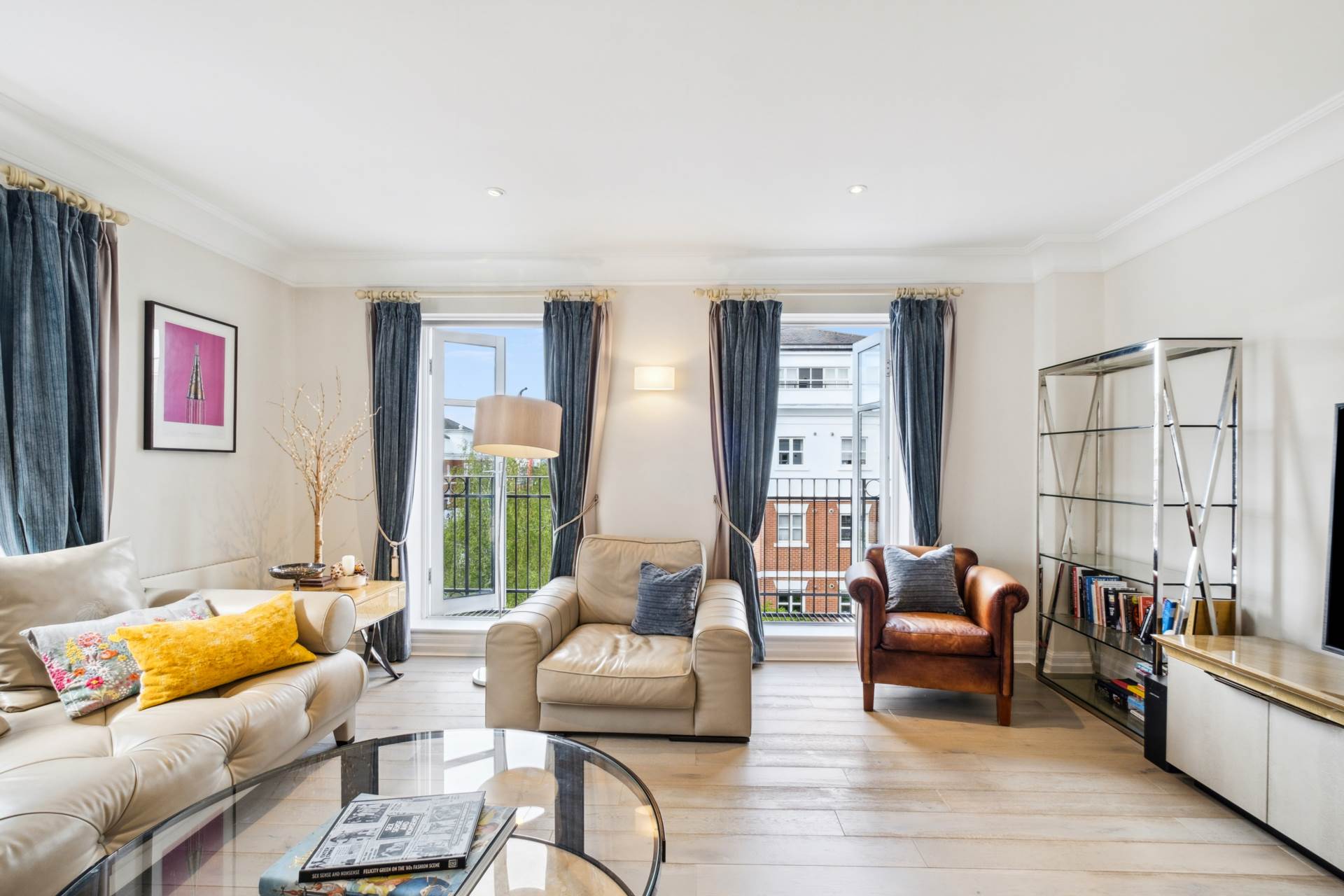 Sycamore Lodge, Kensington Green, W8, Image 4