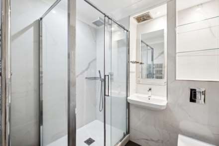 Sycamore Lodge, Kensington Green, W8, Image 11